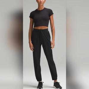 Lululemon Lightweight Jogger Pants Black | Size 2 High Rise